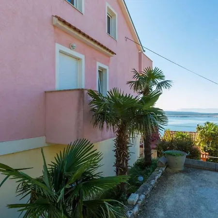 In Crikvenica 14049 Apartment *