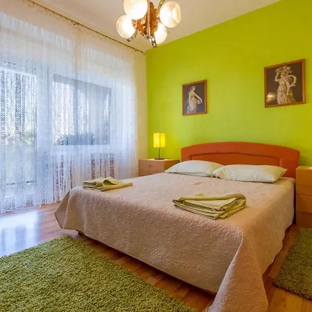 In Crikvenica 14049 Apartment *