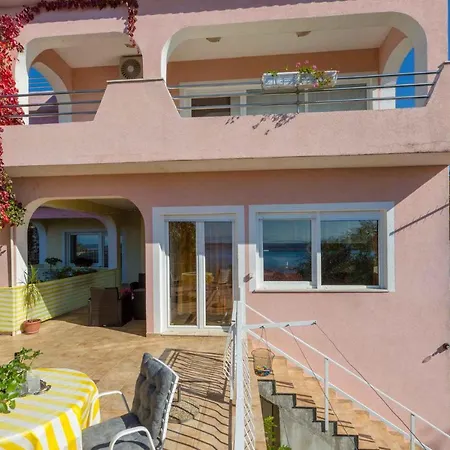In Crikvenica 14049 Apartment *